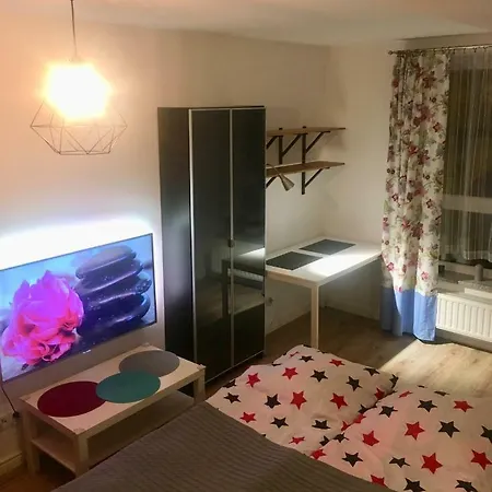 Apartament Golden House *
